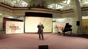 Моя любовь жива. (Роберт Болотный, Игорь Кохановский). Исполняет Сергей Ольховый.