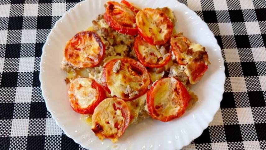 Вкусный  ОБЕД // Картошка с Фаршем в сметанной заливке