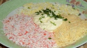 Лаваш с крабовыми палочками и чесноком