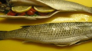 Кефаль, запеченная в фольге