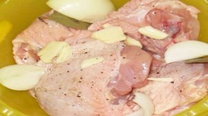 Мясо в банке в собственном соку