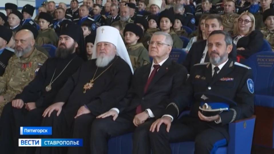 Полпред Юрий Чайка: 