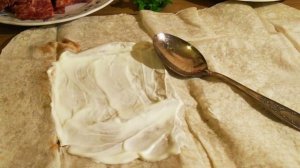 Лаваш с рыбой и огурцом