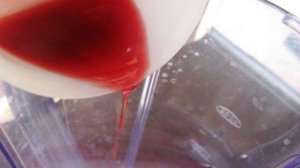 Кефир с вареньем