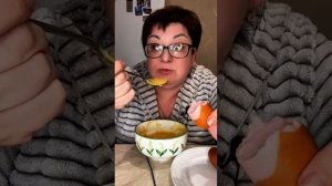 Хороша кашка, да с сарделечкой/Мукбанг