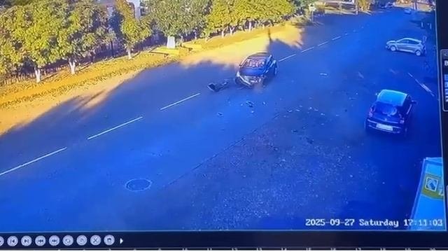 Подросток на питбайке угодил под Opel на Кубани
