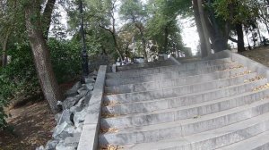 прогулка по театральному и адмиральскому скверам.Владивосток 2025