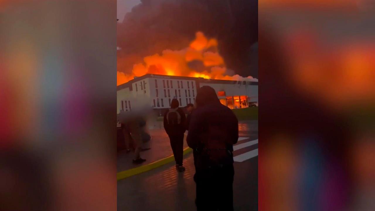 Во Львове горит технопарк "Спэрроу", используемый ВСУ для техники ЕС: видео