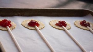 Мини-пирожки на палочке