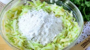 Маффины с кабачком и сыром