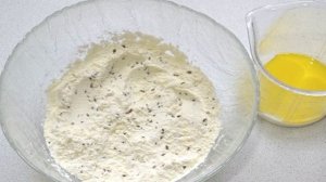 Крекеры с семенами льна