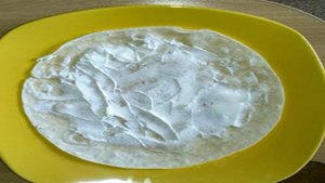 Лаваш с сыром и рыбой