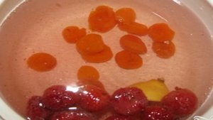 Компот из сухофруктов и ягод