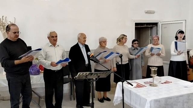 Вот слышны шаги,  песня 04.10.2025