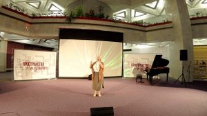 Рыжая метелица. (Муз. В.Добрынина, сл. М.Пляцковского). Исполняет Ирина Зивенко.