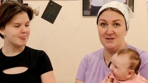 Всем сердцем любит своих детей?