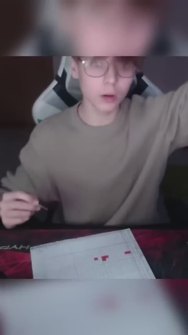 Рисую Картину Из Майнкрафта В Реальной Жизни… смотреть онлайн