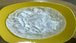 Лаваш с сыром и рыбой