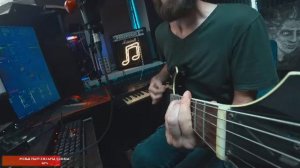 БАРИТОНИЩЕ вроде бы ПОЁТ!