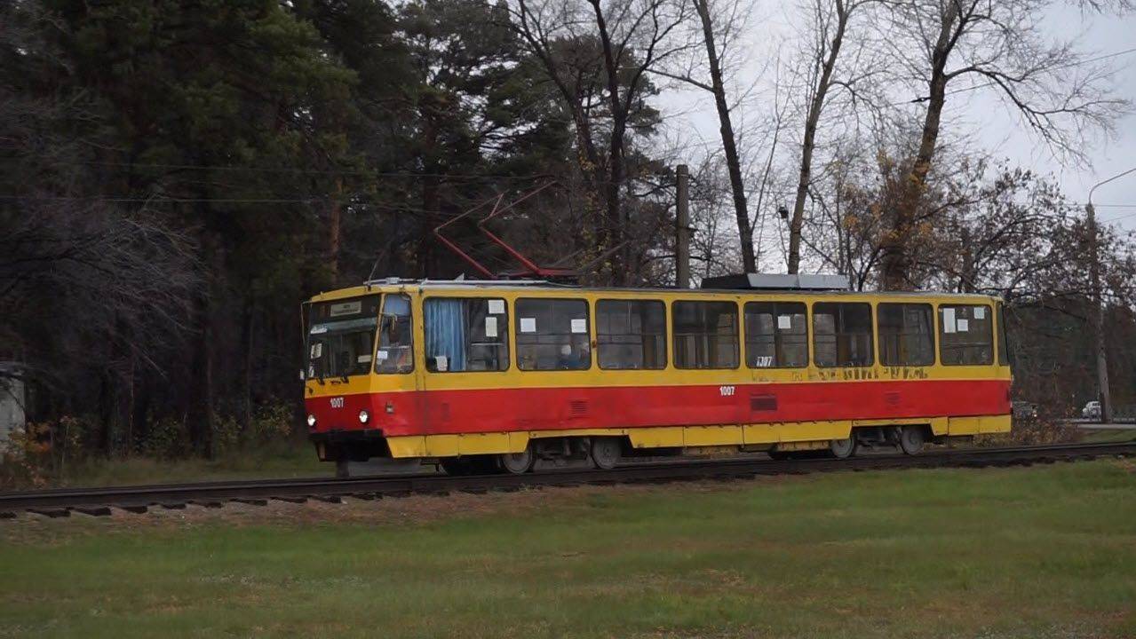 Трамвай Tatra T6B5SU-1007. Разворот на кольце.