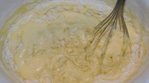 Кекс с бананами и орехами