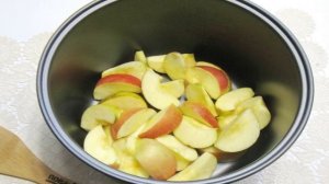 Компот из яблок в мультиварке