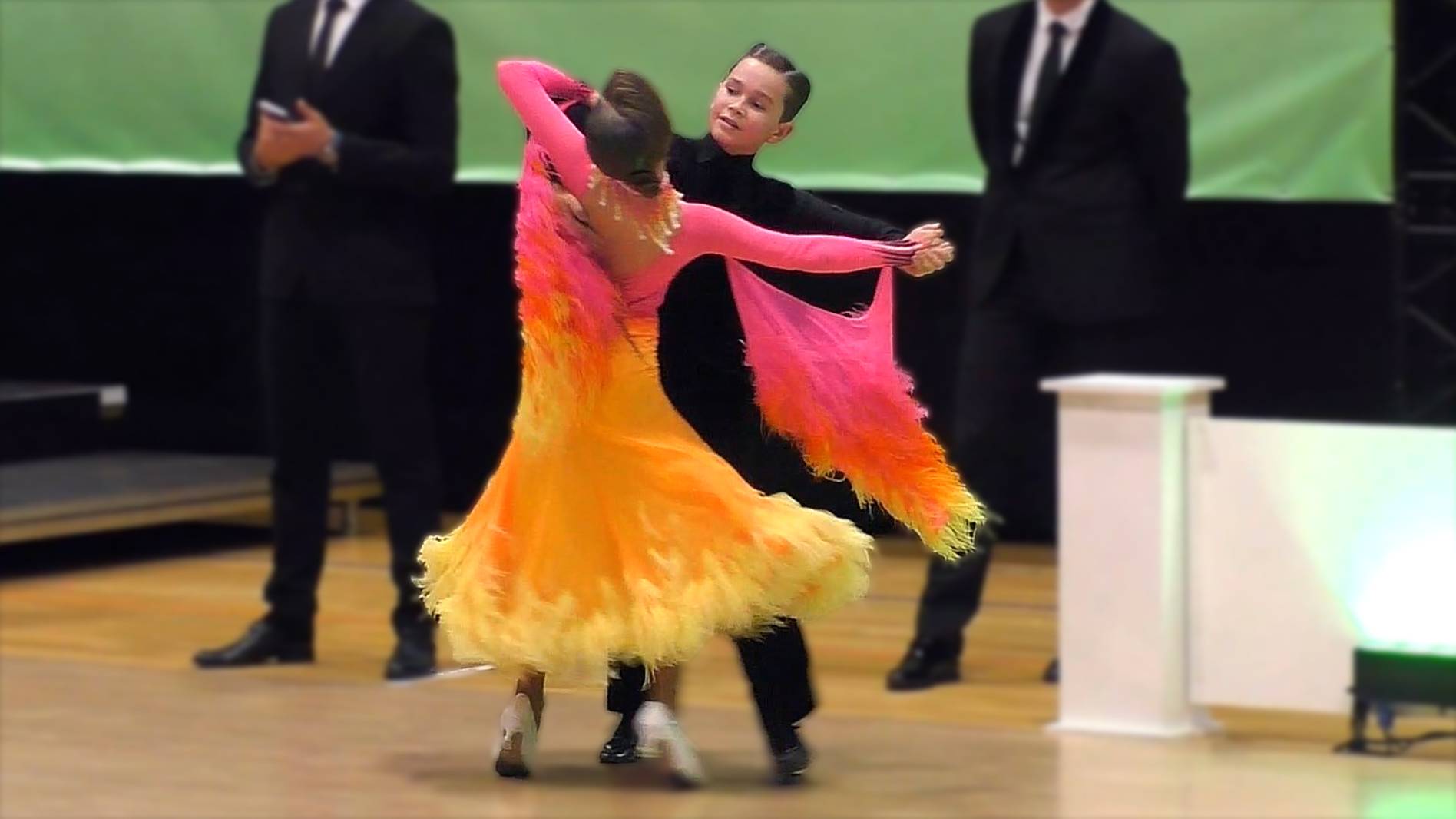 Юниоры 1 - Open St 1/2: вальс, танго, венский вальс, фокстрот, квикстеп. BDA Open Festival 2025