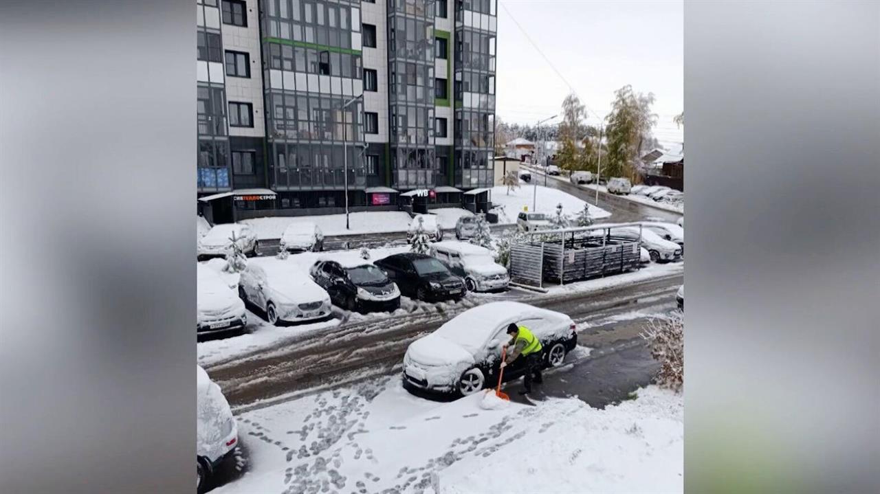 Во власти снегопадов оказались сразу несколько российских регионов
