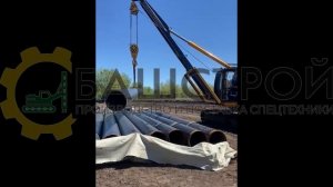 Монтаж съемного навесного устройства крана трубоукладчика на экскаватор JCB 205