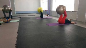 фитбол-тренировка