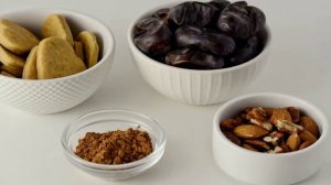 Конфеты из фиников