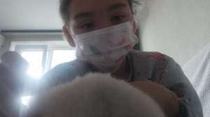 асмр обзор на мою первую мини косметичку.