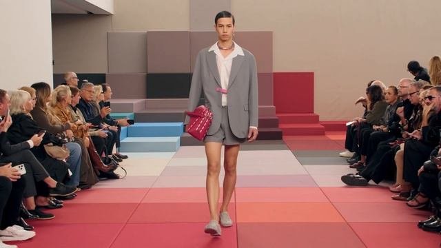 Мода FENDI  весна-лето 2026