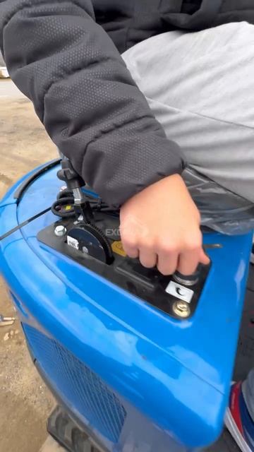 🔑Как завести мини-экскаватор Rippa R10 на двигателе KOOP 192F? #rippa #миниэкскаватор смотреть онлайн