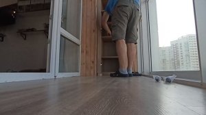 Пенал на балконе (09/43)