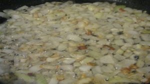 Макароны по-флотски с тушенкой