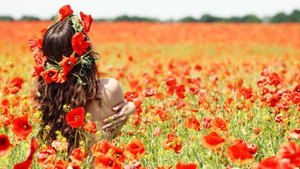 Средь горных маков обручён