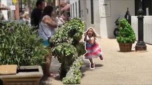 Little girl runs for her life after being scared _Bushman Prank