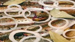 Минога в оливковом масле