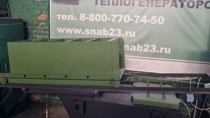 Возобновляемые ресурсы. Котел с автоматической подачей дров и брикет из бункера в топку.