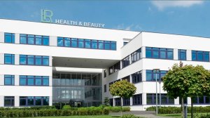 О Компании LR