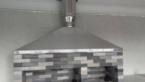 Мангальная зона из кирпича с коптильней своими руками