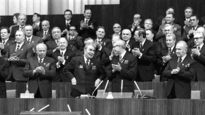 Почему большевизм потерпел поражение? Возможно ли его возрождение?