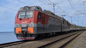 2ЭС4К-134 с поездом №13 Саратов–Имеретинский курорт (21 вагон)