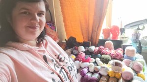 Сколько новой пряжи для меня 💥 шикарный подарок от моей зрительницы❤️ наши с тётей запасы выросли