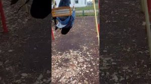 как Гриша показывает в сякие трюки