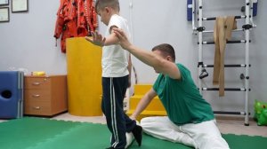 Упражнение из методики кинезотерапии профессора Исановой В. А. (отечественный аналог методики PNF).