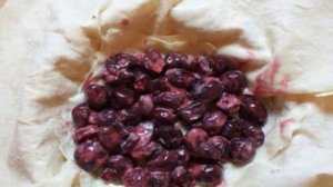 Лаваш с вишней