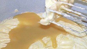 Крем со сгущенкой для бисквитного торта