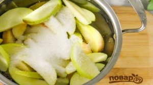 Компот из яблок и айвы